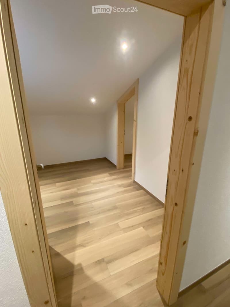 Charmant appartement 3 pièces dans les combles avec balcon (3)