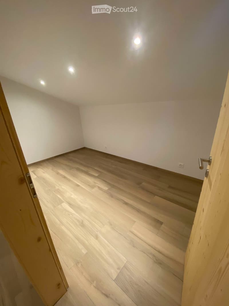 Charmant appartement 3 pièces dans les combles avec balcon (4)