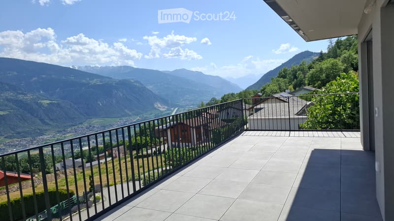 Superbe appartement neuf de 2.5 pièces avec grande terrasse (4)