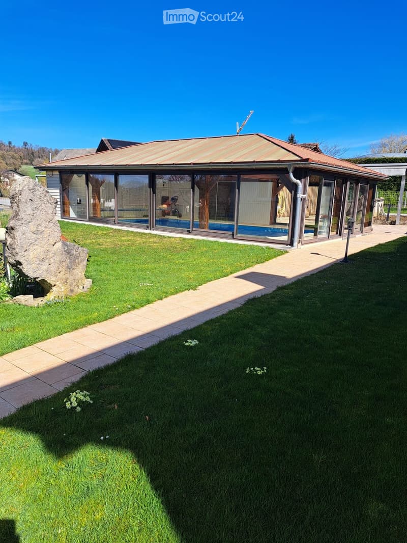 House (5)