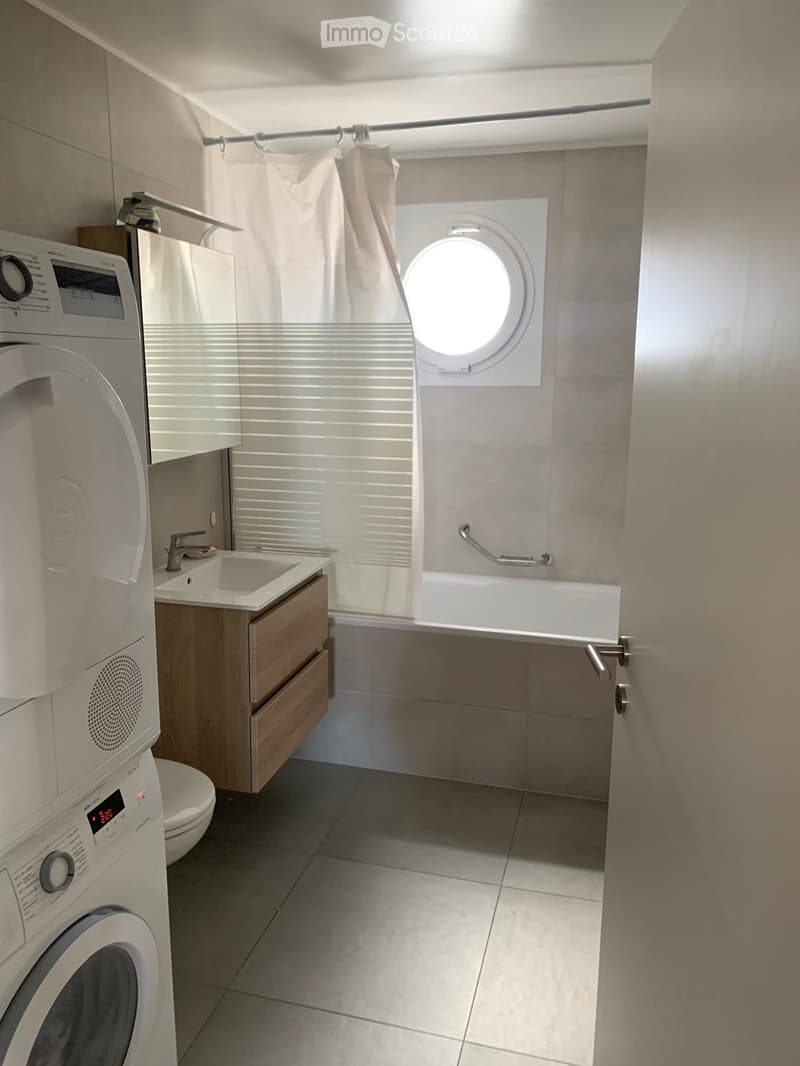 Appartement 3.5 pièces au centre Montreux, Reprise de bail (3)