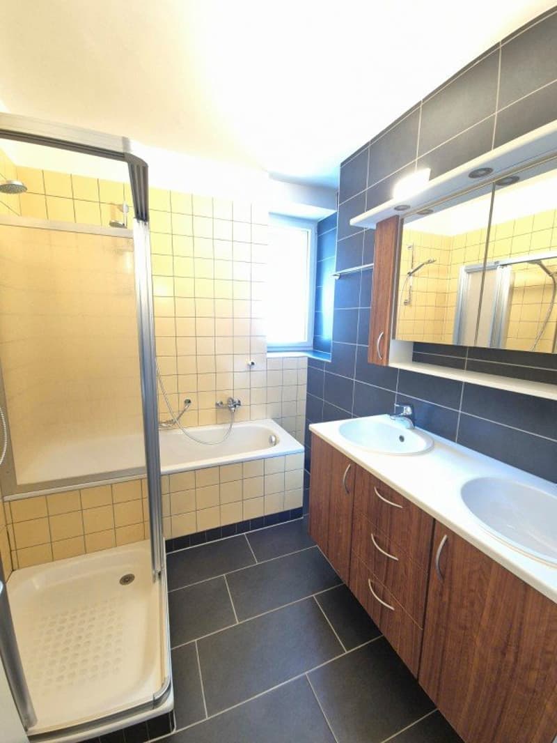 Ampio appartamento di 3.5 locali di 115 m2 a Lignières - disponibile subito (4)