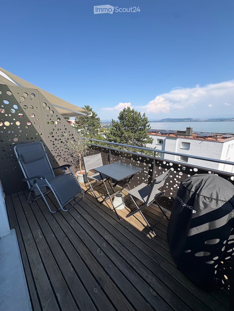 À remettre  Superbe 2.5 pièces avec vue sur le lac (6)