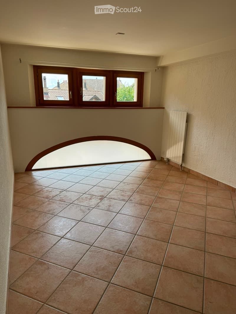 Zu vermieten 2,5-Zimmer-Wohnung in Yens (3)
