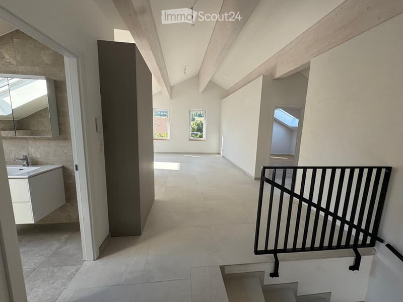 Appartamento 3 locali di alto standing al 2° piano - grande terrazza con vista (4)