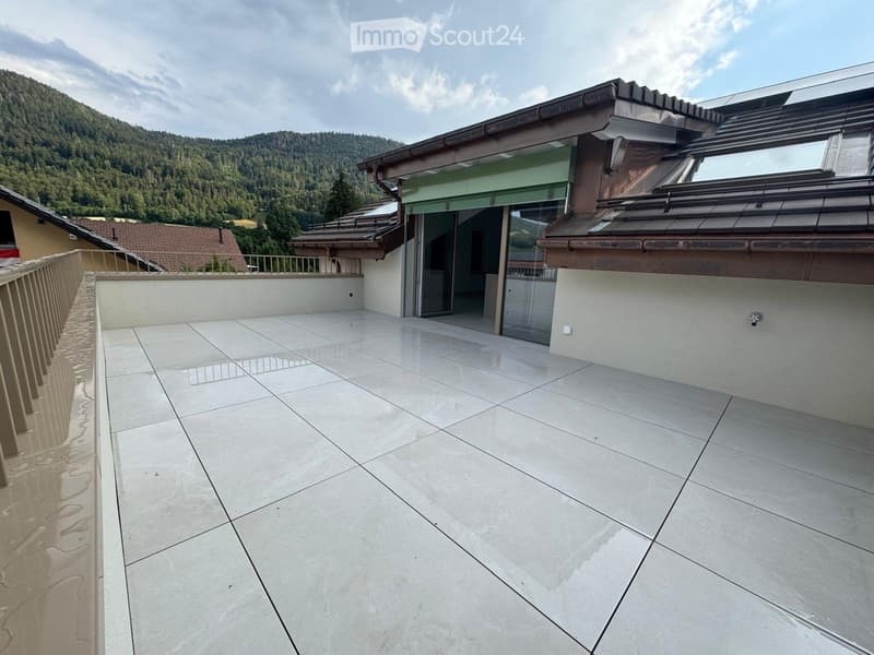 Appartamento 3 locali di alto standing al 2° piano - grande terrazza con vista (10)