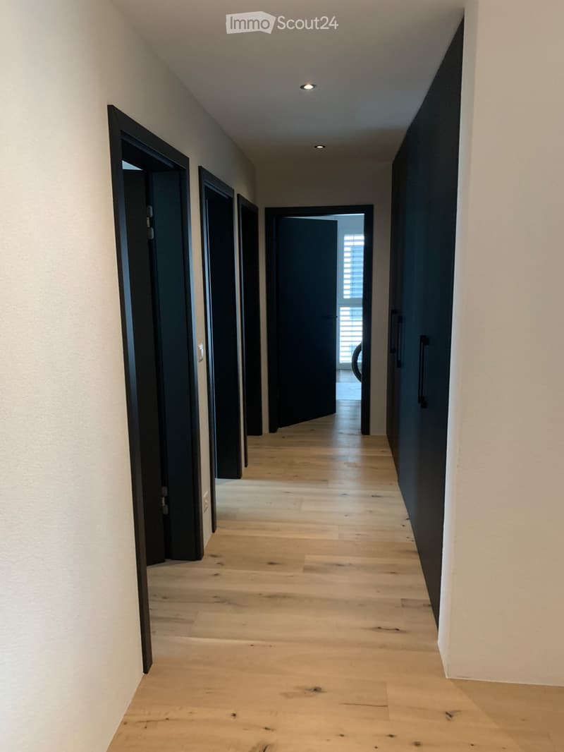 Wohnung mit 5.5 Zimmern zur Miete in Cudrefin (2)