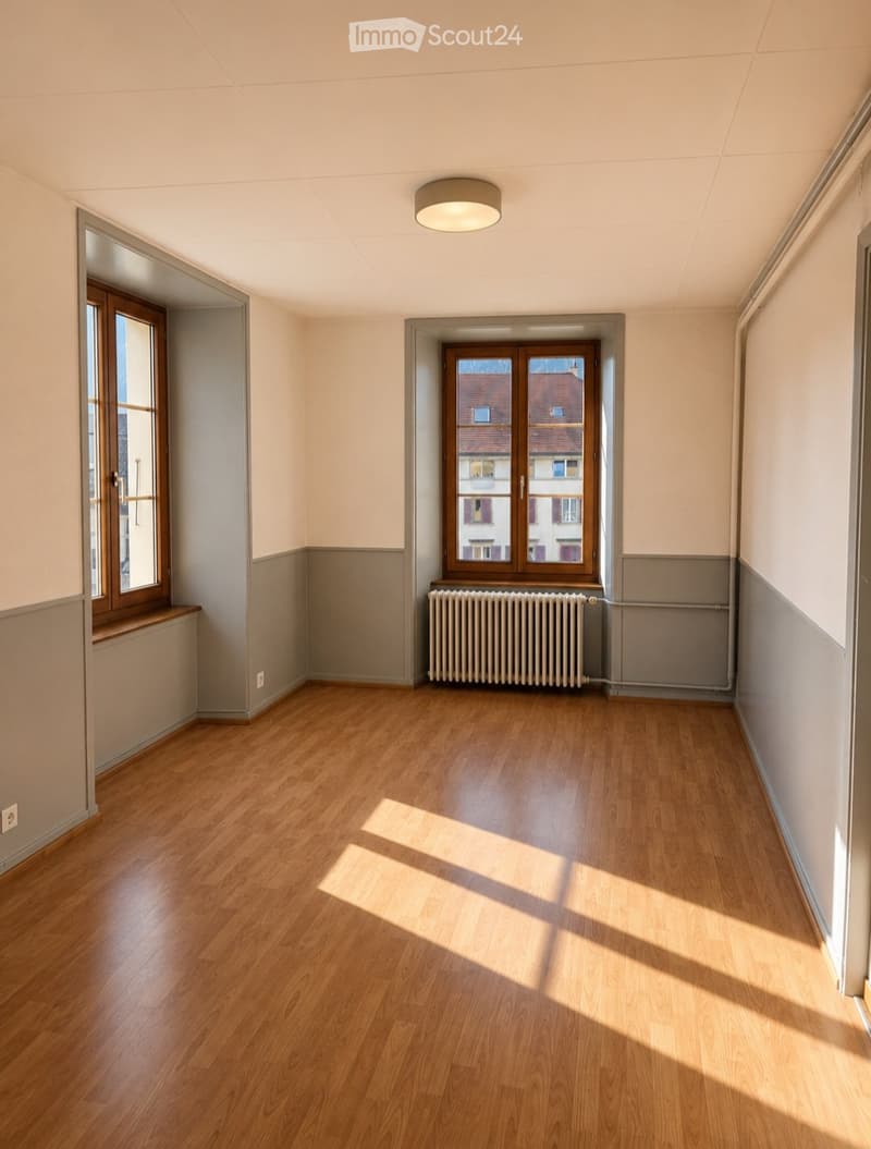 For rent, 4-room renovated apartment in Travers (2)