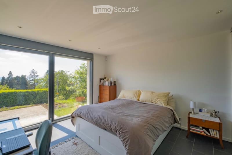 Villa moderna con vista lacustre superba (10)