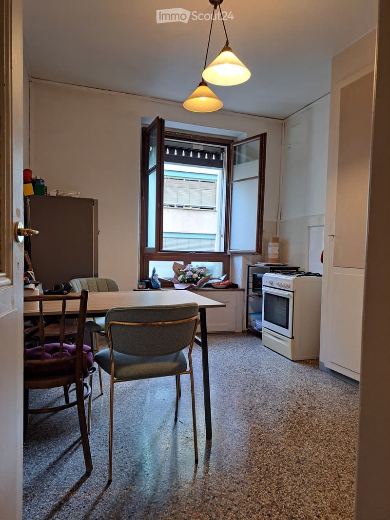 Ripreso in affitto - 2 locali a Pâquis (1138 CHF/mese) (3)