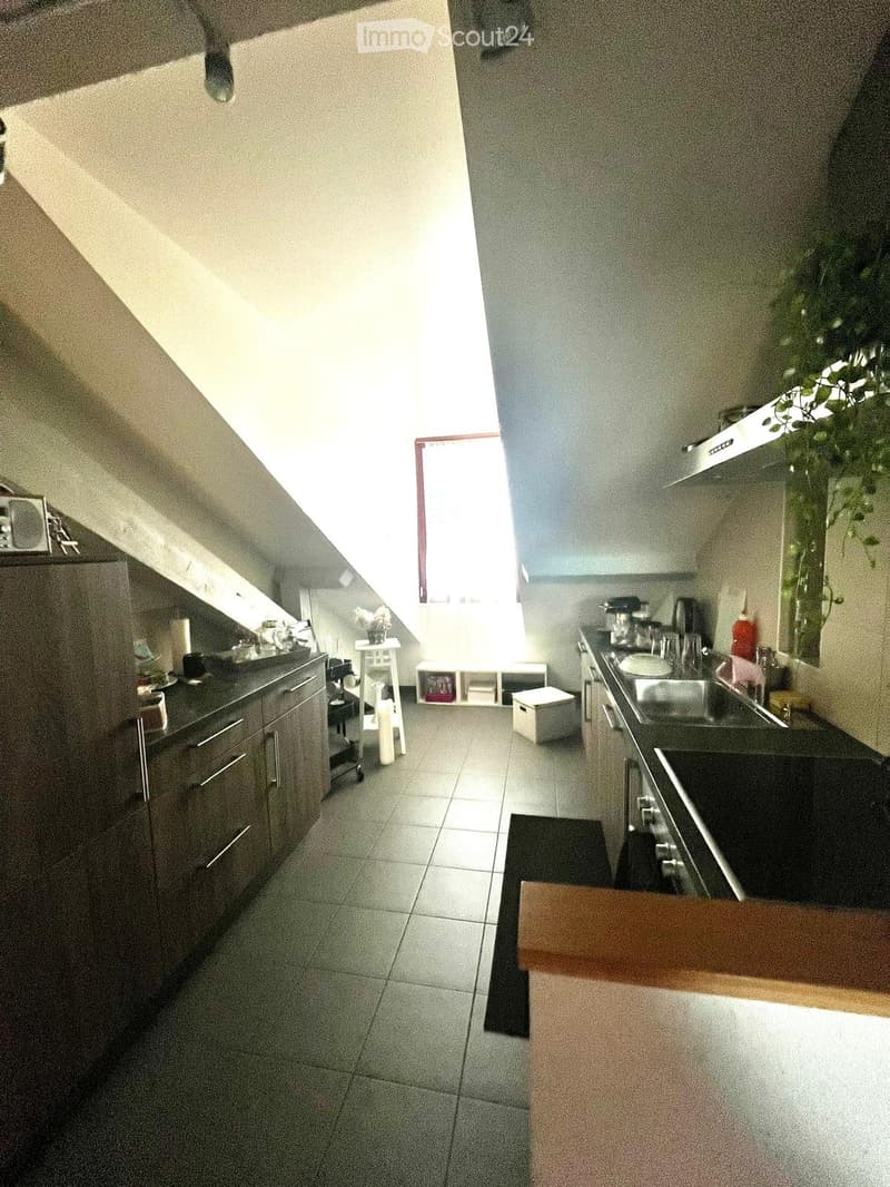 Bello appartamento di 4 locali a Plainpalais (2)