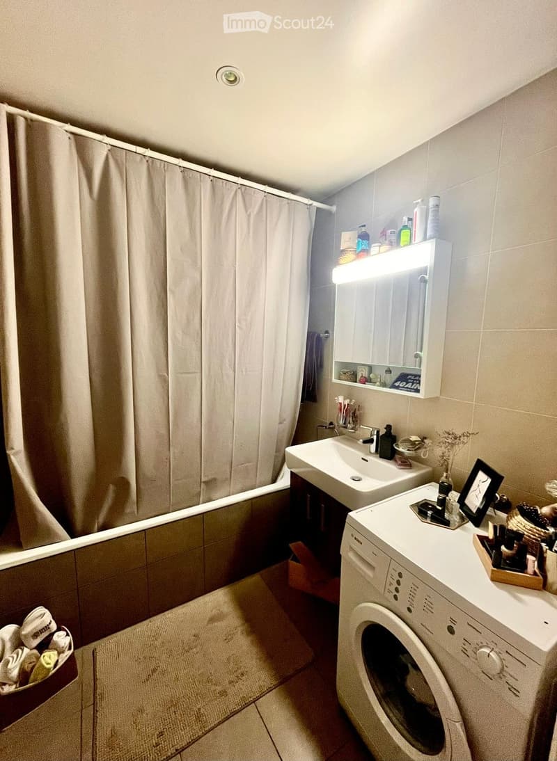 Bello appartamento di 4 locali a Plainpalais (3)