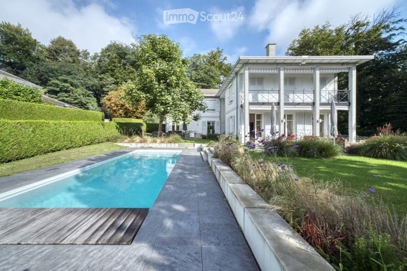 Sublime detached house in the heights of Lausanne (1)