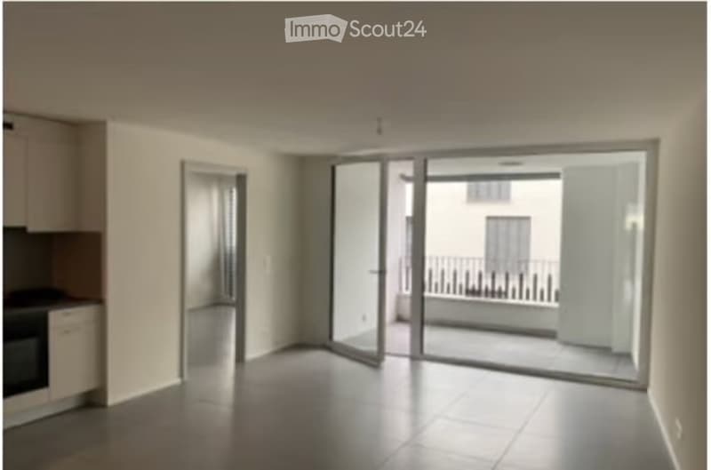 Appartement lumineux de 3 pièces avec balcon au cur d'Aigle (2)