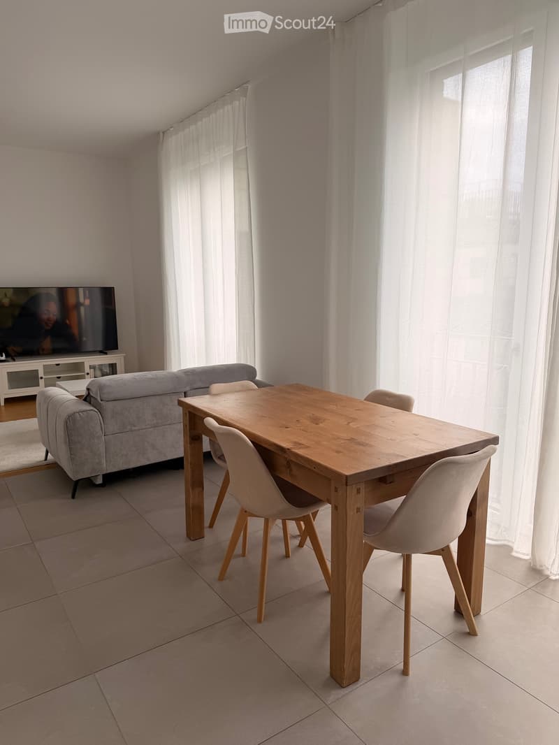 Moderne 1,5-Zimmer-Wohnung in Bussigny, Einzug 15. August (2)