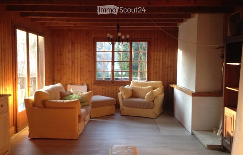 Möbliertes Zimmer in Chalet (2)