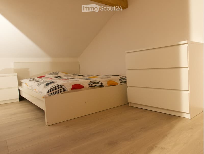 Möbliertes Zimmer in Chalet (1)