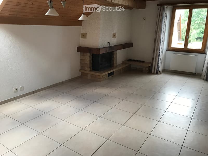 Appartement en attique (2ème étage) à Courgenay (2)