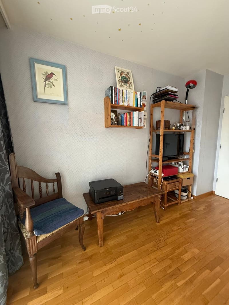Zimmer für weibliche Studentin (4)
