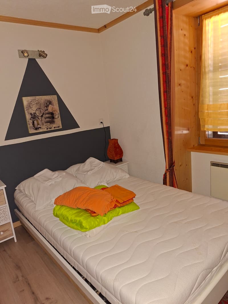 Zu vermieten für ein Jahr 1-Zimmer-Wohnung (2)