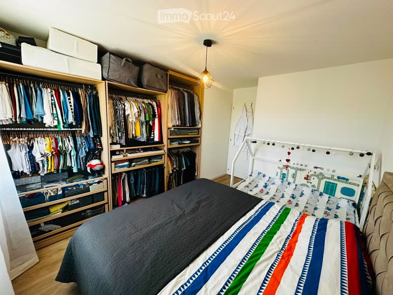 Wohnung 2.5 Zimmer mit privatem Garten in Ecublens (2)