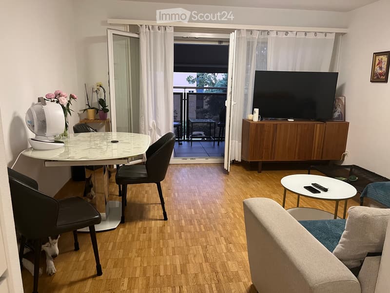 Room for rent (2)