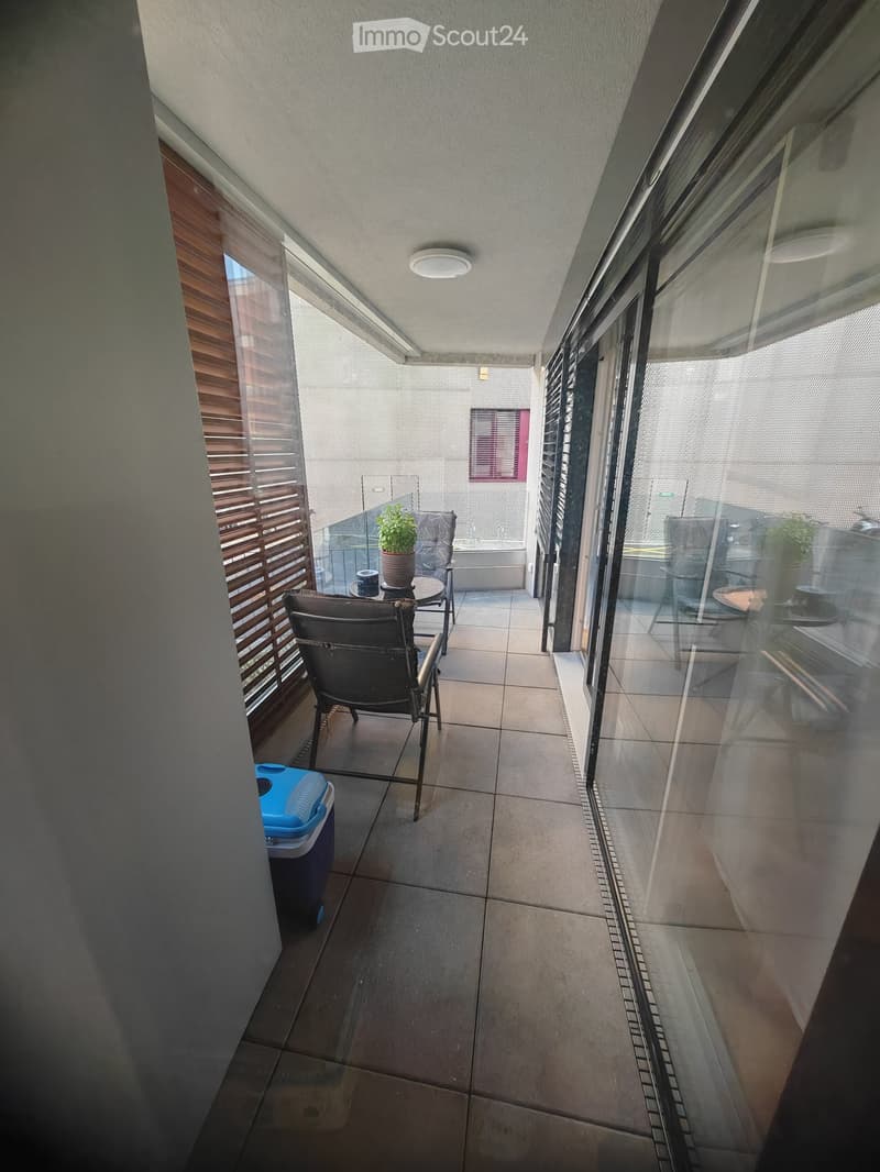 Your new home, just two steps from Renens train station! (5)