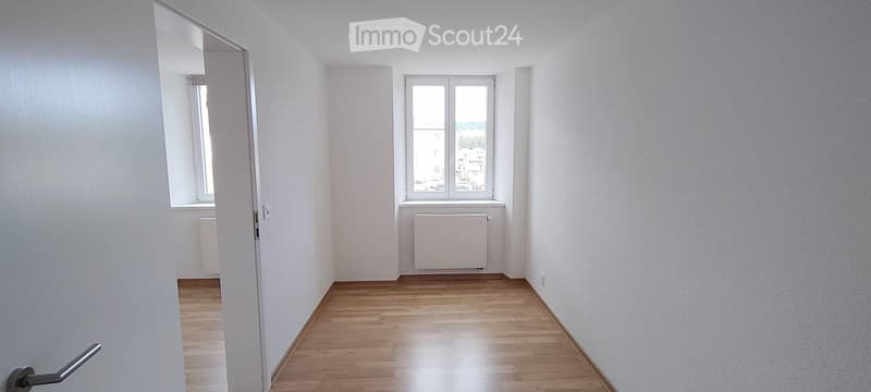 Schönes 3-Zimmer-Apartment im Zentrum des Dorfes (3)