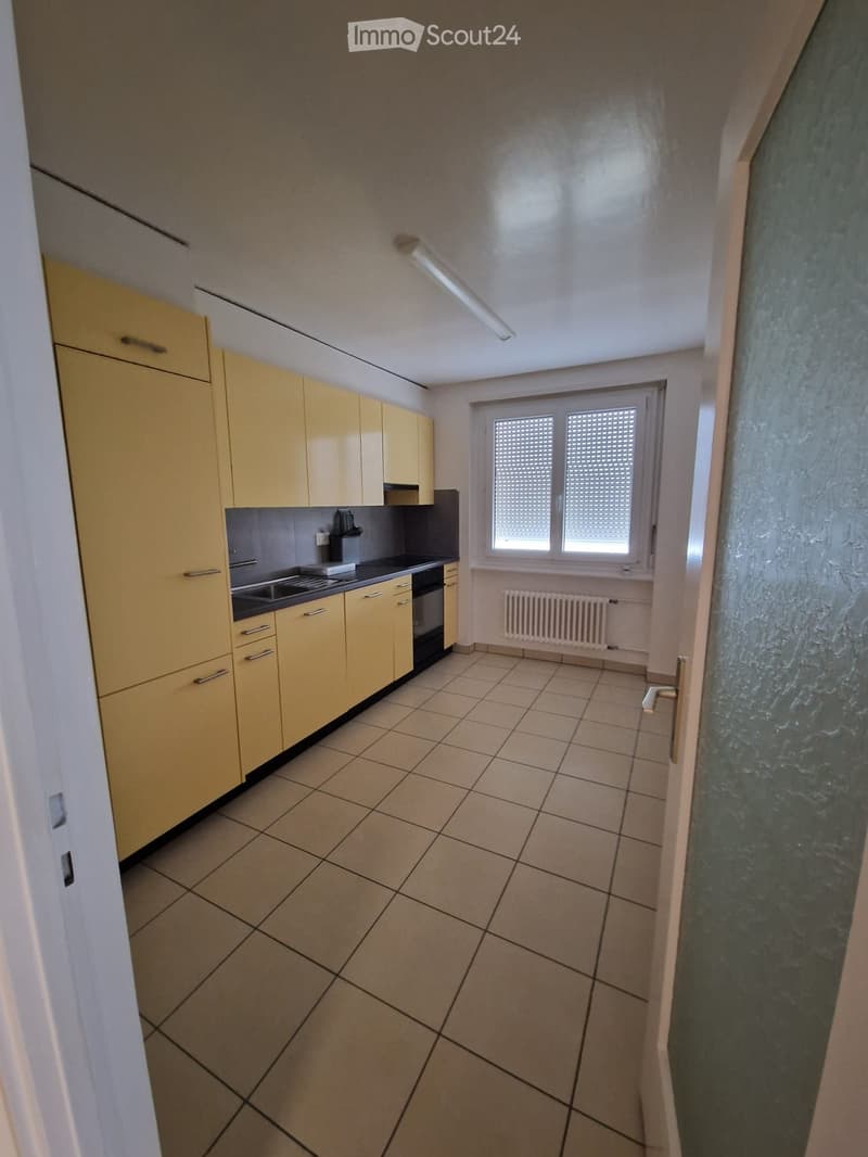 Appartement de 3 pièces au 1 étage disponible dès le 01.09. (4)