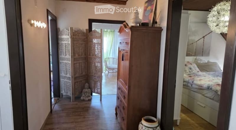 Suche Mitbewohner für 3,5-Zimmer-Wohnung in der Altstadt (2)