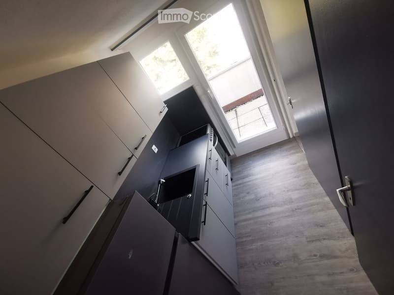 Appartamento mansardato moderno e luminoso di 2 locali (4)