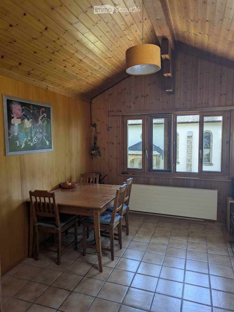 Zu vermieten schönes 3-Zimmer-Apartment im Herzen des Dorfes Arbaz (2)