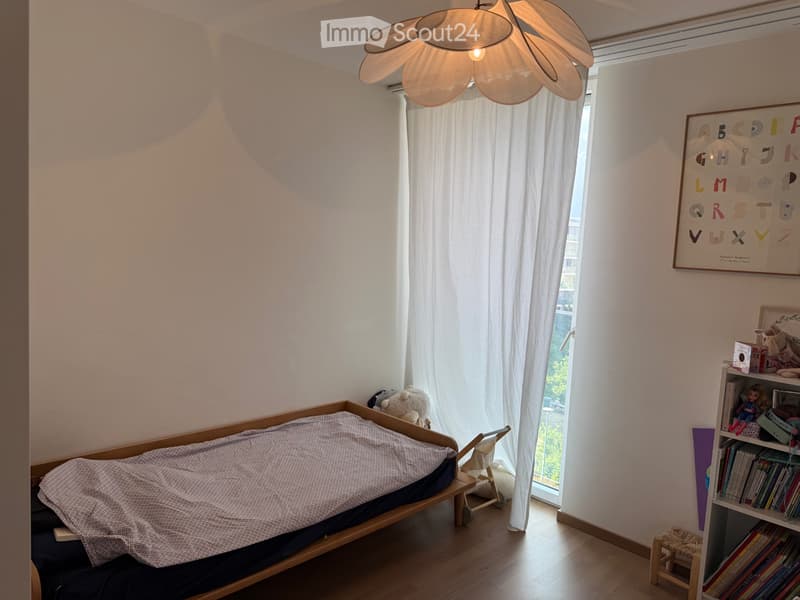 Wohnung mit 4.5 Zimmern in der Nähe des Bahnhofs Nyon (3)