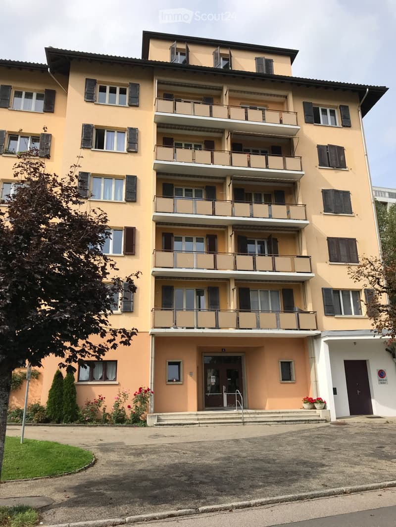 Appartement de 4.5 pces au 3ème avec ascenseur et 2 balcons (3)