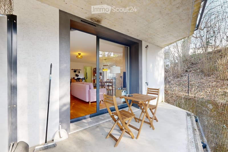 Beautiful 2.5-room modern apartment with terrace (3)