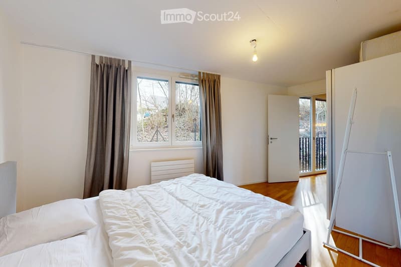 Beautiful 2.5-room modern apartment with terrace (5)