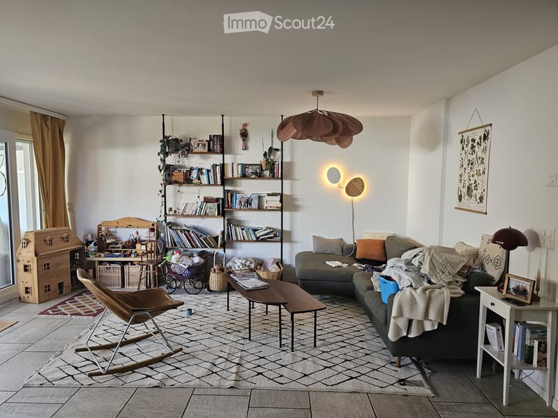 Beautiful apartment with garden, 7 minutes from Nyon (1)
