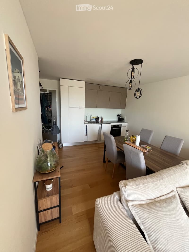 Schönes 2-Zimmer-Apartment mit 45 m² und Südbalkon (3)