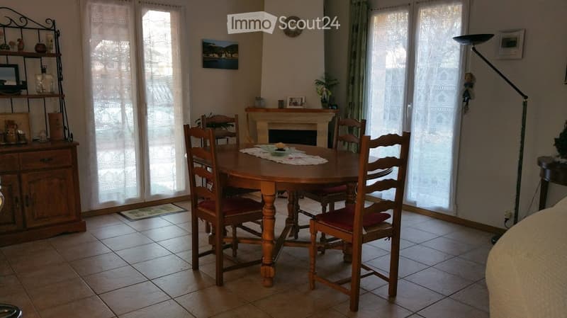 Casa familiare di 200m2 con giardino a Vionnaz (5)