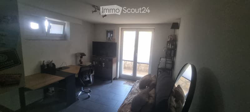 Charmanter 2-Zimmer-Wohnung zur Miete in Auvernier (2)