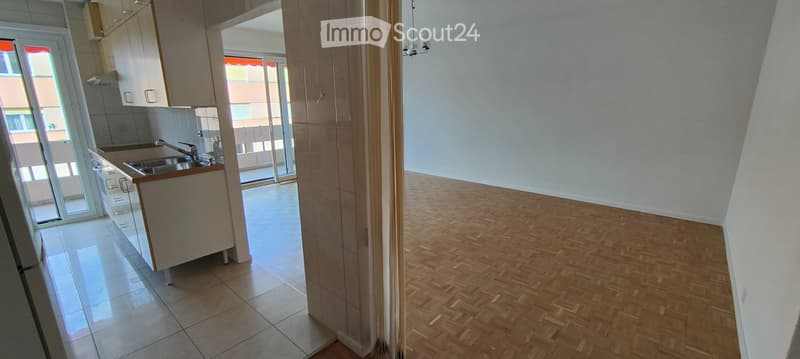 2,5 Zimmer, 60m2 in Clarens (2)