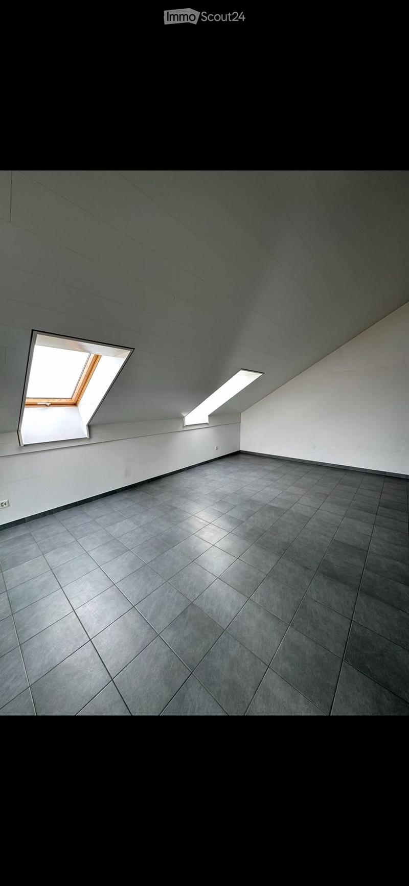 Dachwohnung mit 2.5 Zimmern in Allens (Cossonay) (1)
