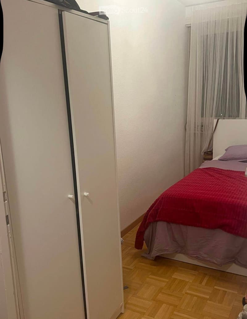 Room (1)