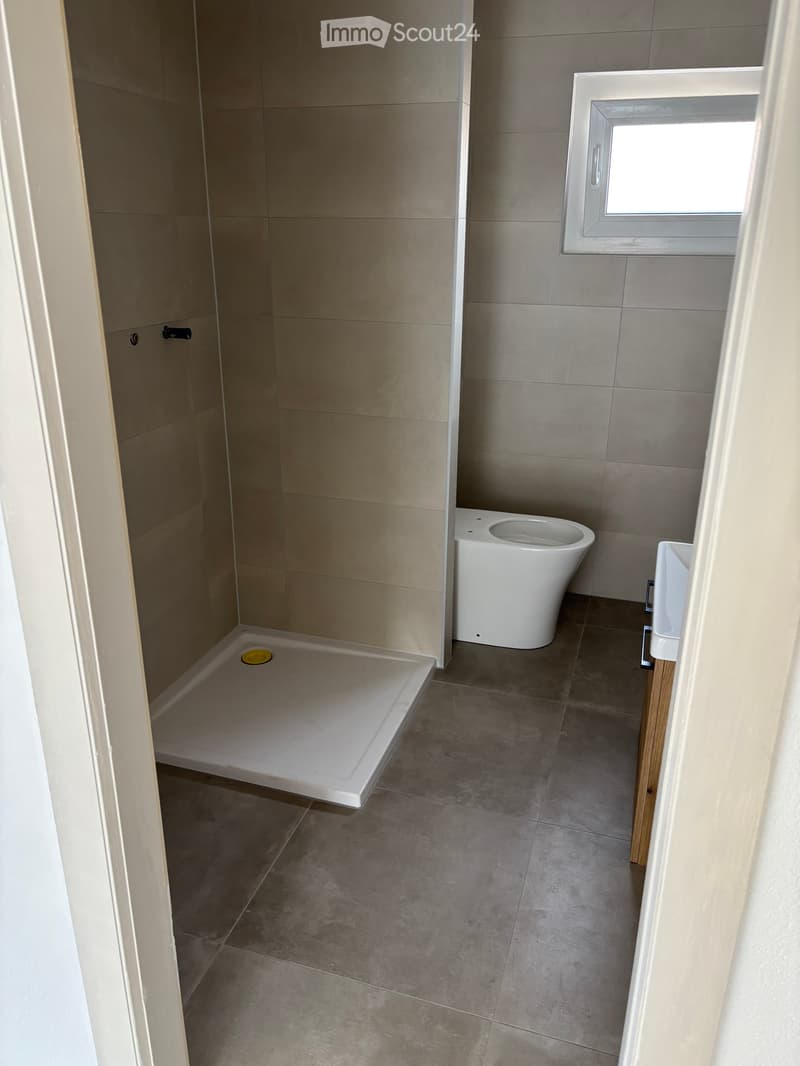 Helles 3,5-Zimmer-Wohnung komplett renoviert (5)