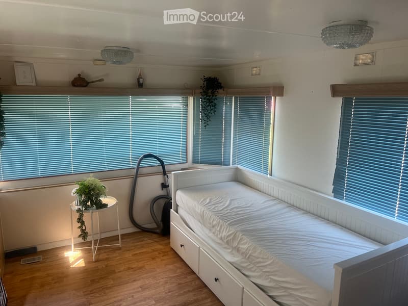 Mobile home (2)