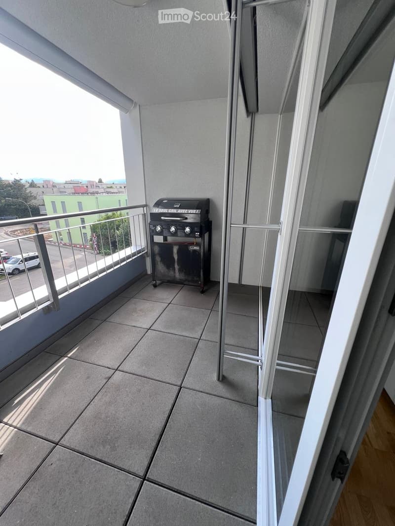 Yverdon-les-Bains: 4,5 Zimmer Wohnung zur Miete (3)