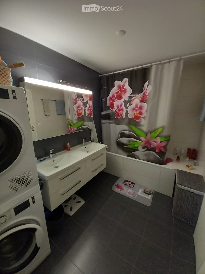 Prächtige 4.5-Zimmer-Wohnung mit großer Terrasse in Cernier (4)