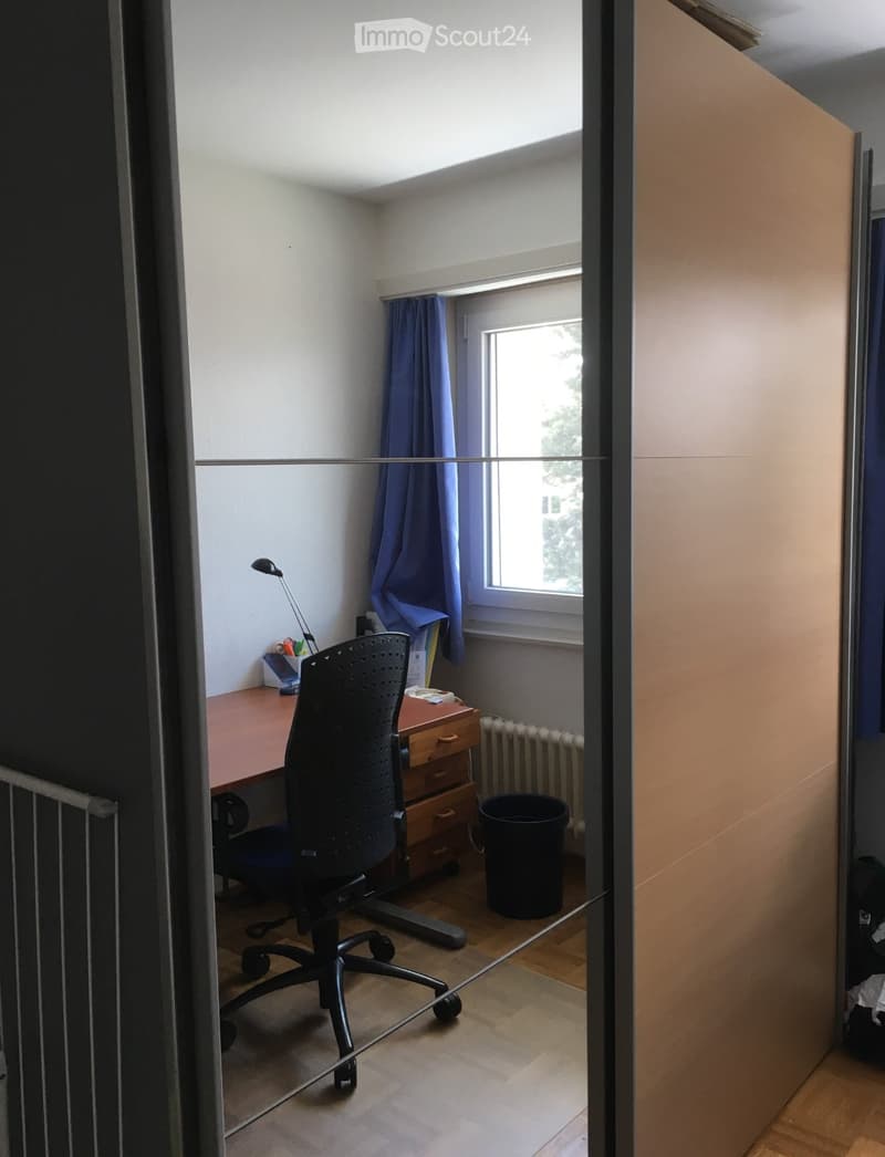 Möbliertes Zimmer in einer zweiten Wohnanlage, nahe EPFL (3)