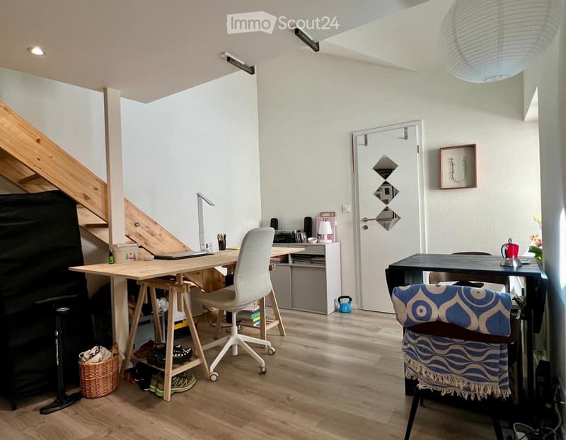 1½ rooms with mezzanine - Neuchâtel Centre - CHF 940. c.c. (2)