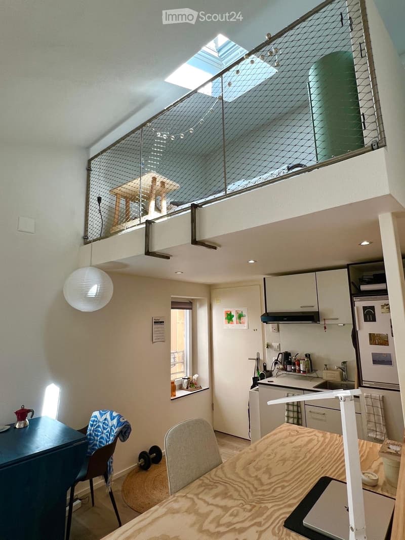 1½ rooms with mezzanine - Neuchâtel Centre - CHF 940. c.c. (1)